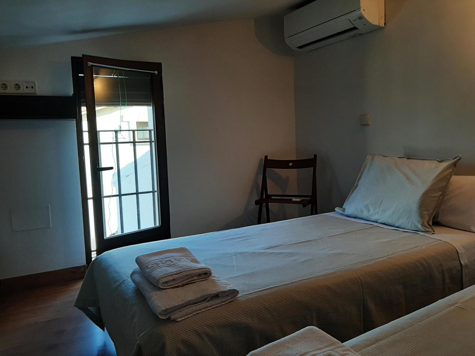 Casa Con Patio Y Chimenea En Piedralaves Βίλα Εξωτερικό φωτογραφία