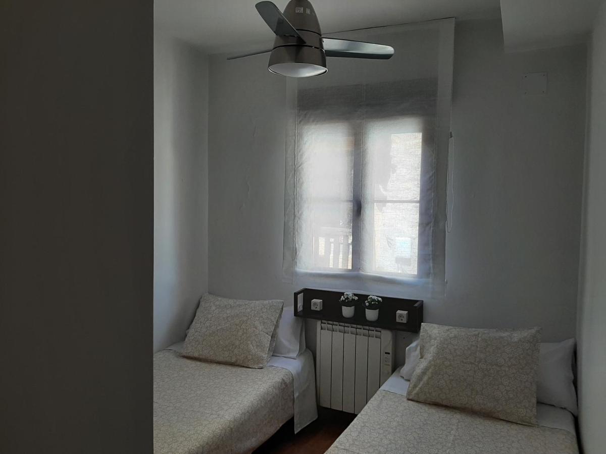 Casa Con Patio Y Chimenea En Piedralaves Βίλα Εξωτερικό φωτογραφία